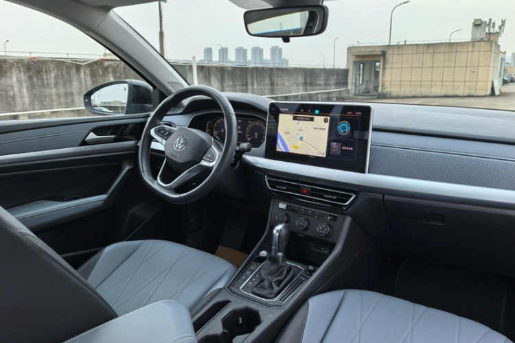 大众 朗逸 2023款 改款 1.5L 自动五百万版中控内饰7003