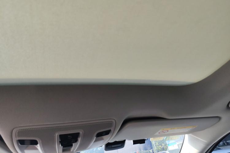 奔驰GLA 2019款 GLA 200 动感型中控内饰22