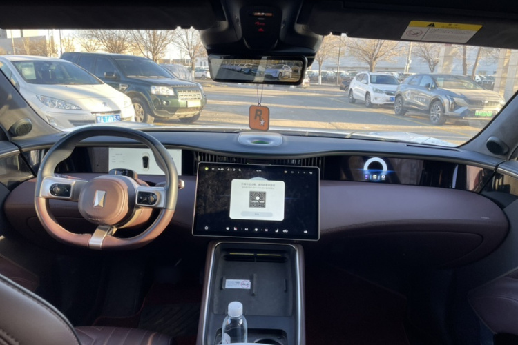 阿维塔11 2023款 鸿蒙版 智享升级款 90度 后驱版中控内饰7001