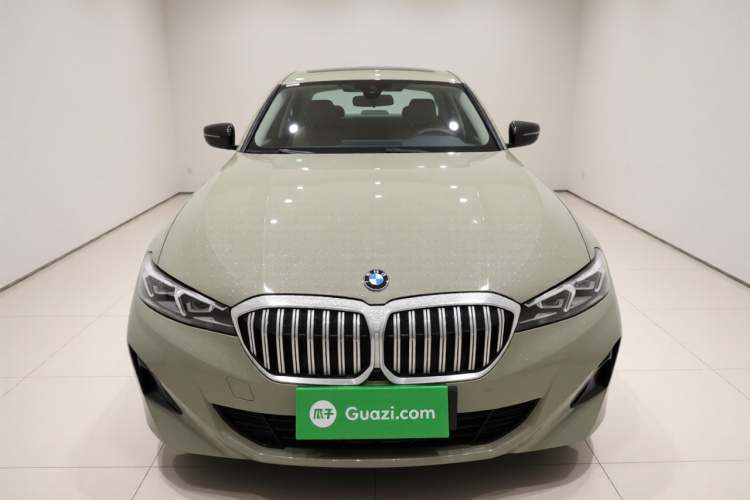 宝马i3 2022款 eDrive 35 L车身外观2