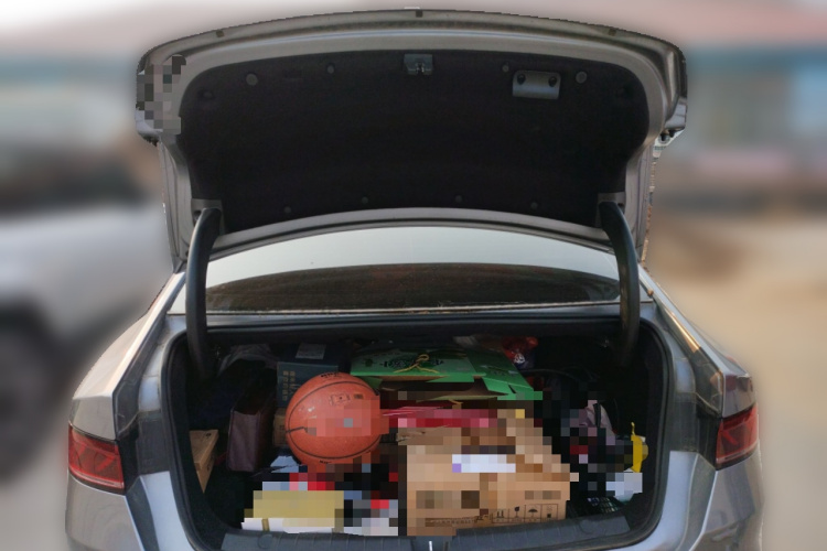 比亚迪 秦PLUS 2024款 荣耀版 DM-i 55KM领先型中控内饰23