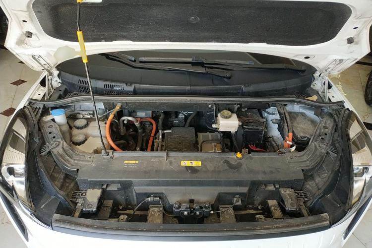 奔腾NAT 2023款 PRO 悦享出行版 419km局部细节24