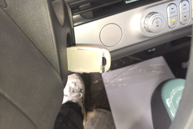 长安启源 长安Lumin 2024款 301km 启航版中控内饰7001