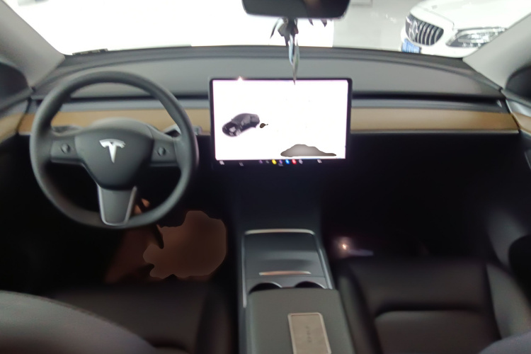 特斯拉 Model Y 2021款 长续航全轮驱动版中控内饰12