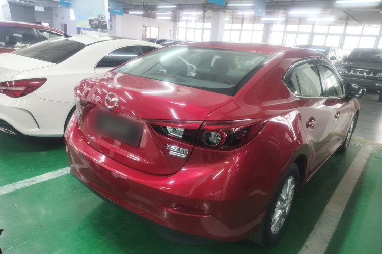 马自达3 昂克赛拉 2019款 云控版 三厢 1.5L 自动豪华型 国VI车身外观7