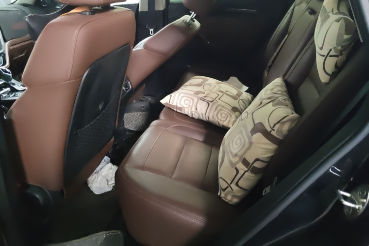 众泰T600 2018款 运动版 1.5T 自动豪华型中控内饰21