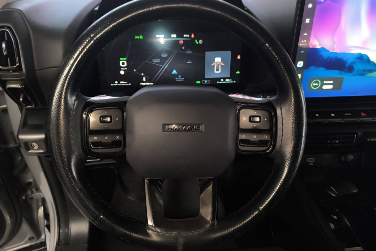 哈弗大狗 PLUS 新能源 2023款 DHT-PHEV 105km 潮电版Plus中控内饰13