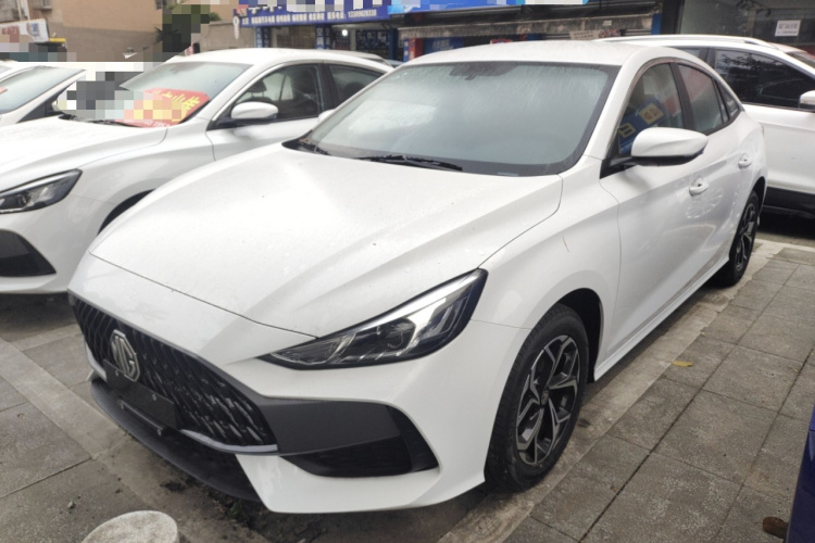 名爵 MG5 2023款 180DVVT 手动风尚版车身外观1