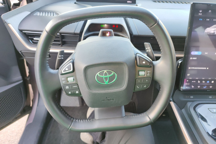 丰田bZ3 2023款 616km 长续航Premium中控内饰13