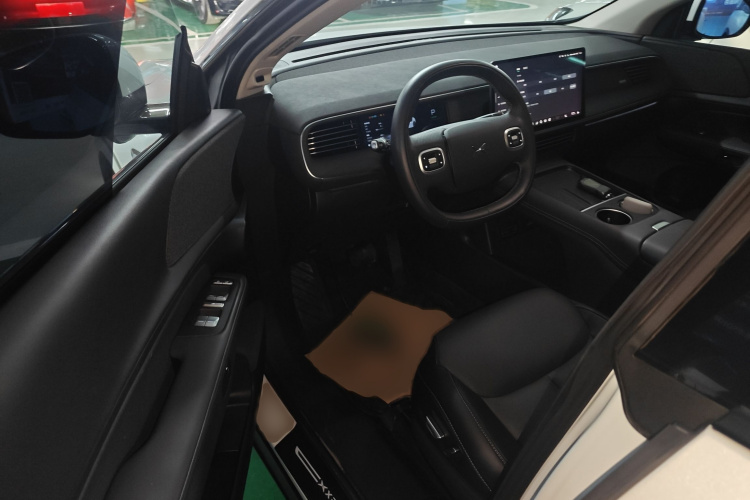 小鹏G6 2023款 580 长续航 Max中控内饰7003