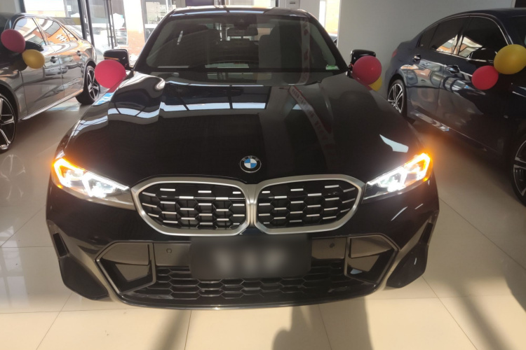 宝马3系 2023款 325Li M运动套装车身外观2