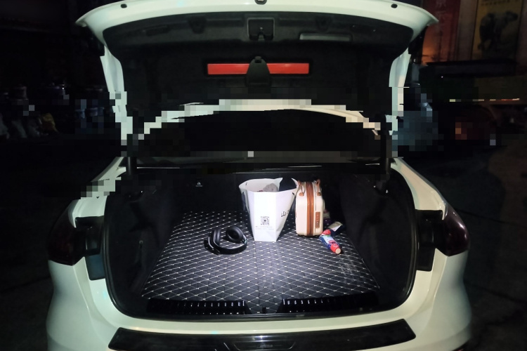 奥迪A5L 2026款 2.0T 运动版 Plus中控内饰23