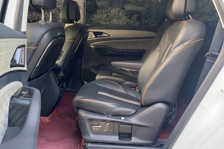 东风风行 风行游艇 2022款 1.5T DCT逐浪版中控内饰7002