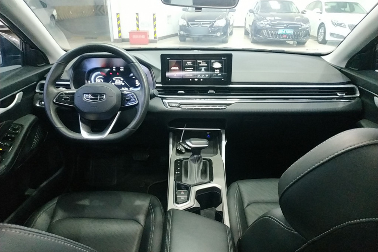 吉利汽车 帝豪 2022款 第4代 1.5L CVT尊贵型中控内饰12