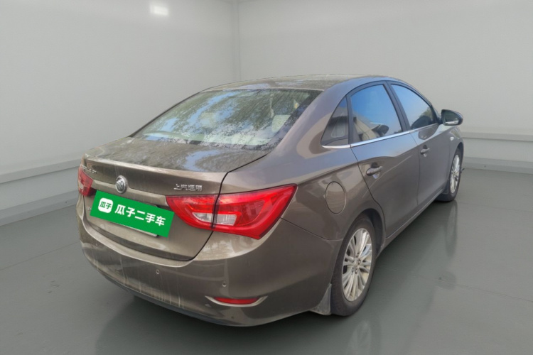 别克 英朗 2016款 15N 自动精英型车身外观7