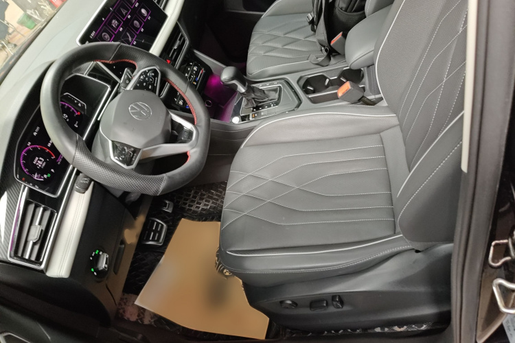 大众 途观L 2022款 330TSI 自动两驱R-Line越享版局部细节19