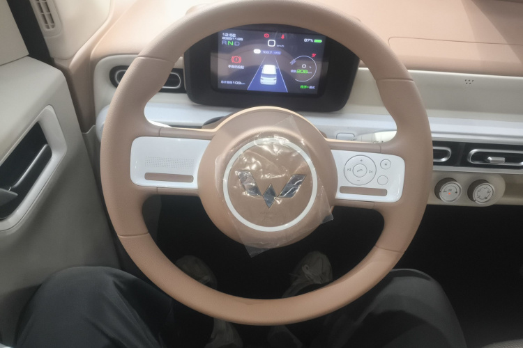 五菱汽车 宏光MINIEV 2024款 第三代 215km 进阶版中控内饰13