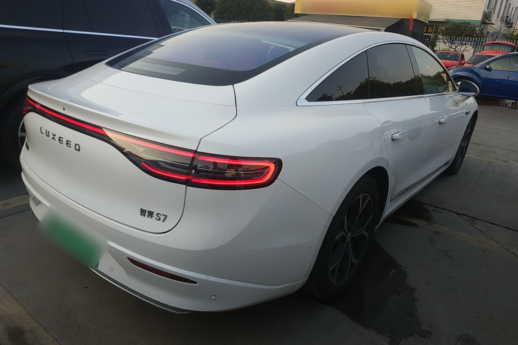 鸿蒙智行 智界S7 2024款 Max+ 后驱超航智驾版车身外观6005