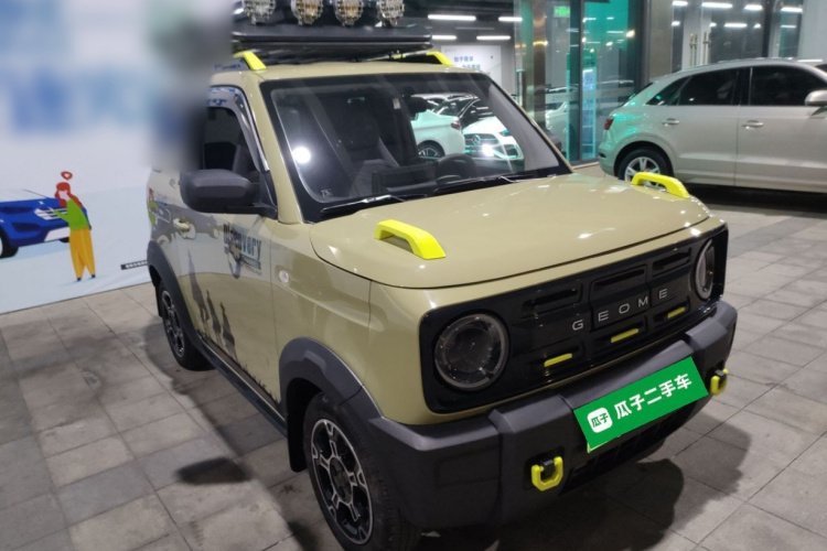 吉利银河 2024款 200km 熊猫骑士车身外观3