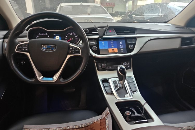 吉利汽车 帝豪GL 2017款 1.3T DCT尊贵型中控内饰7002