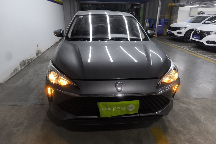 荣威i5 2023款 1.5L CVT豪华版车身外观6001