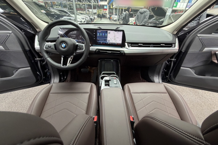 宝马X1 2023款 sDrive25Li M运动套装中控内饰7008