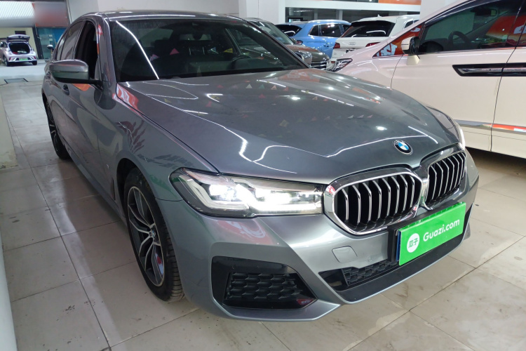 宝马5系(进口) 2021款 525i M运动套装车身外观3