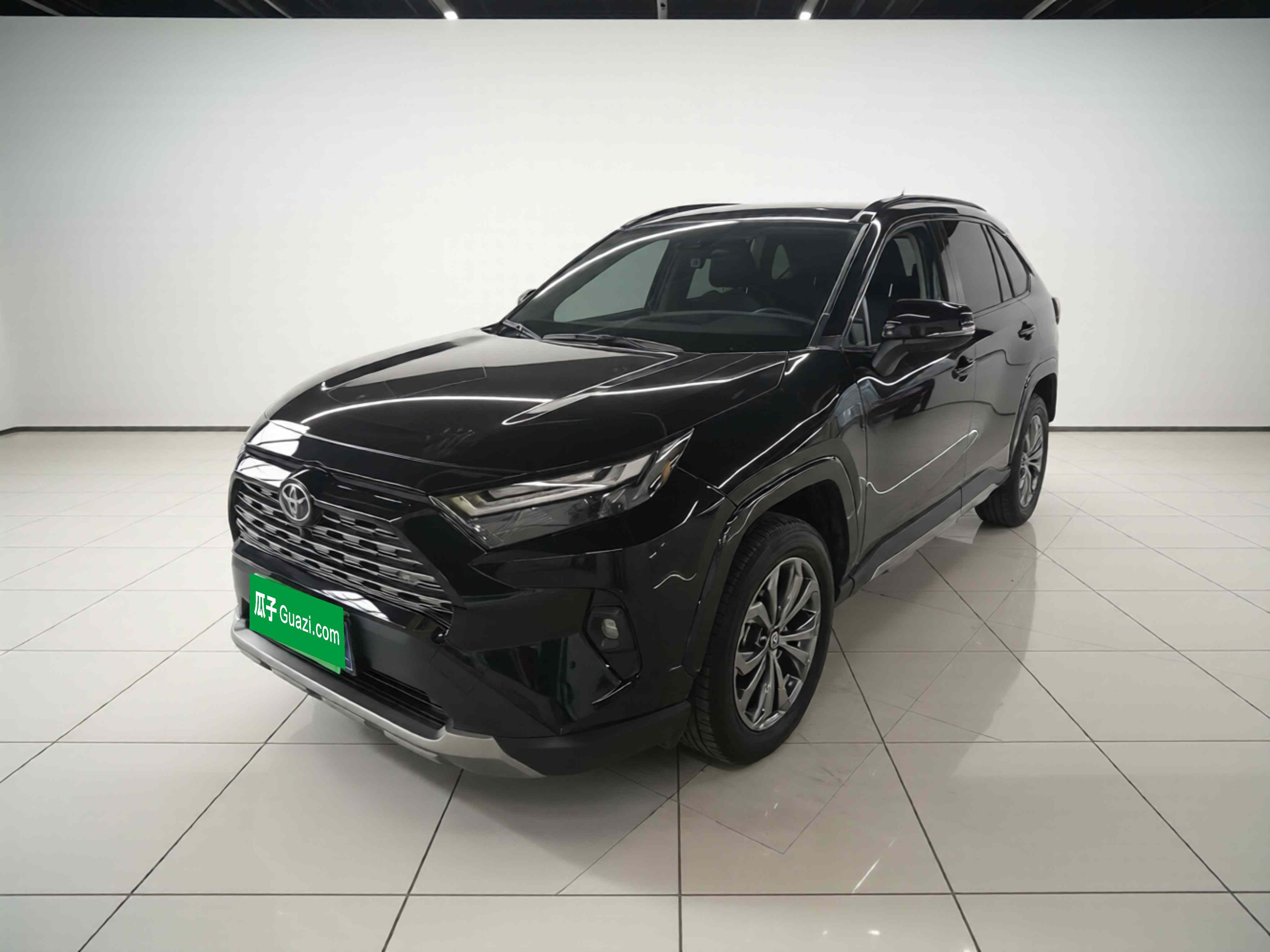 丰田 RAV4荣放 2024款 2.0L CVT两驱风尚Plus版(2)