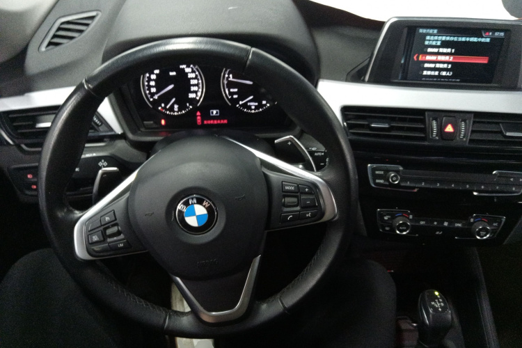 宝马X1 2018款 sDrive20Li 领先型局部细节13