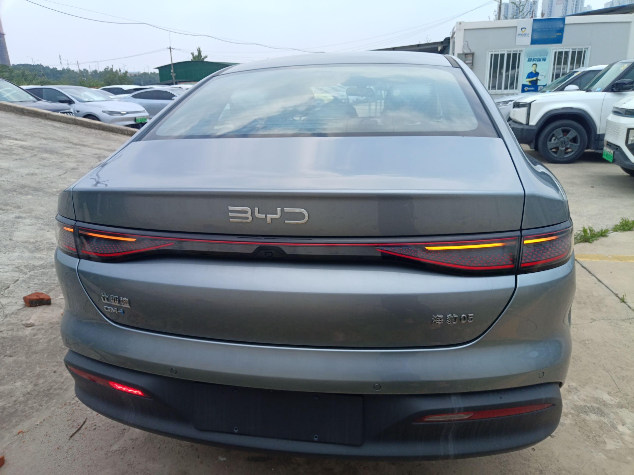 比亚迪 海豹05 DM-i 2025款 DM-i 智驾版 55KM豪华型