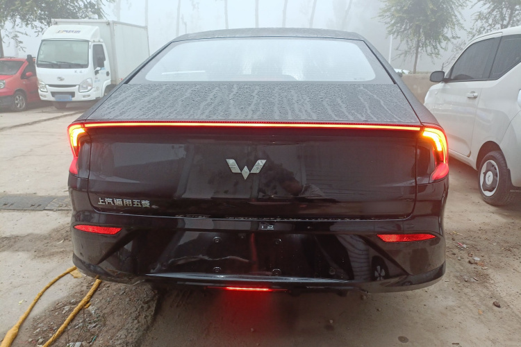 五菱汽车 五菱星光 2024款 共创版 510 进阶型车身外观6