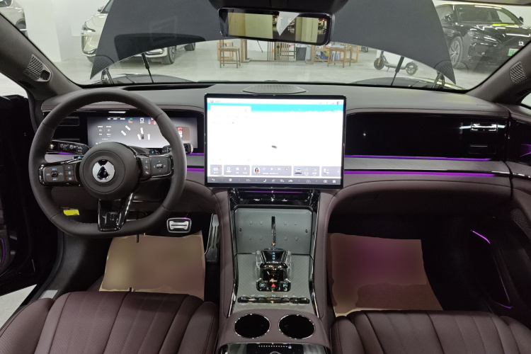 腾势Z9GT 2024款 1100四驱Ultra版中控内饰12