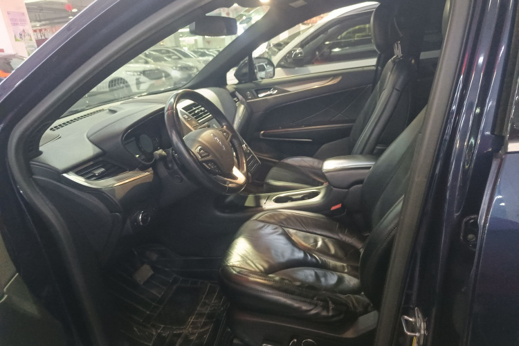 林肯MKC 2017款 2.0T 两驱尊享版局部细节19