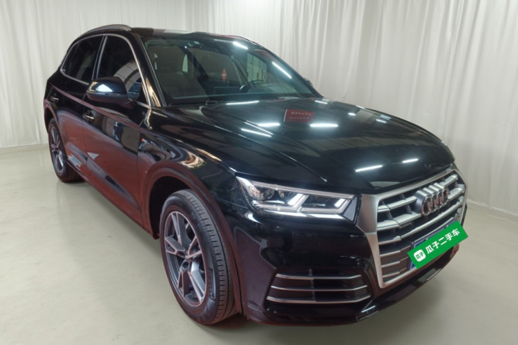 奥迪Q5L 2018款 45 TFSI 尊享时尚型 国VI车身外观3