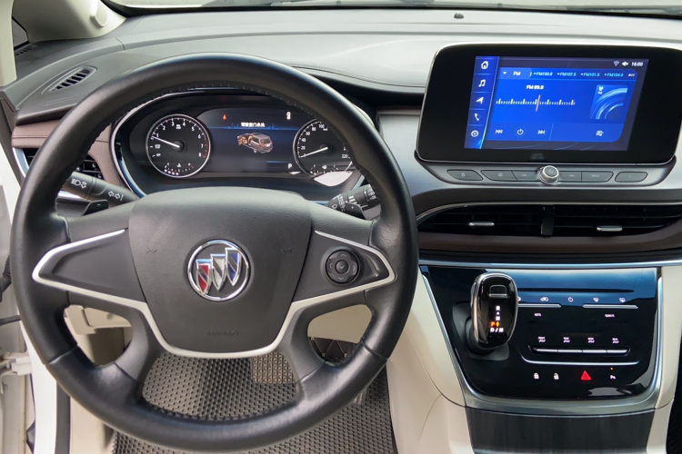 别克GL8 2021款 陆上公务舱 652T 舒适型中控内饰7005