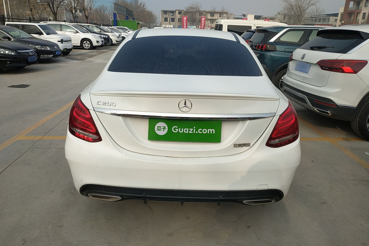 奔驰C级 2018款 C 200 运动版车身外观6