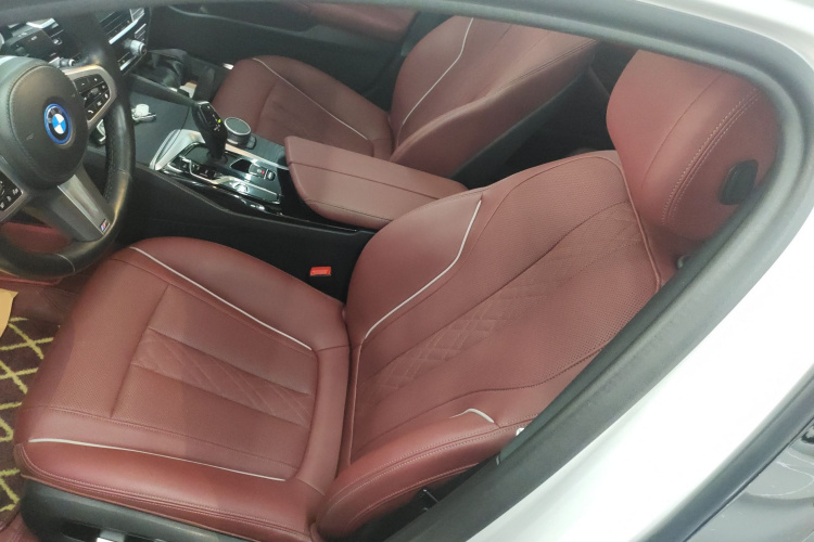 宝马5系新能源 2022款 改款 535Le M运动套装局部细节19