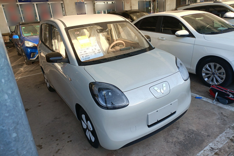 五菱汽车 宏光MINIEV 2025款 四门版 进阶款车身外观3