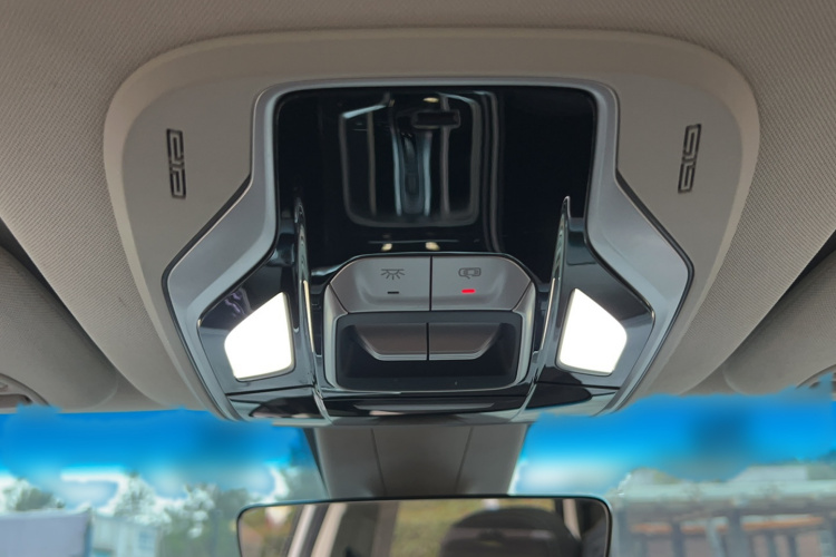 吉利汽车 嘉际 2021款 1.8TD DCT豪华型中控内饰7012