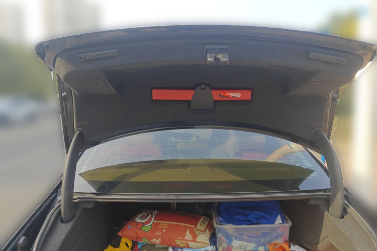 奥迪A4L 2011款 2.0 TFSI 技术型局部细节23