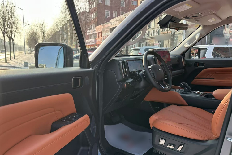 哈弗H9 2024款 2.4T 柴油四驱拓境版中控内饰7004