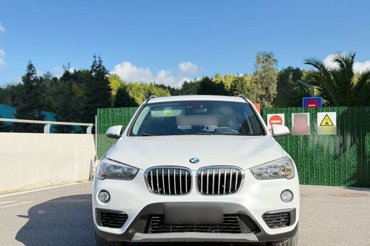 宝马X1 2018款 sDrive18Li 时尚型车身外观6001