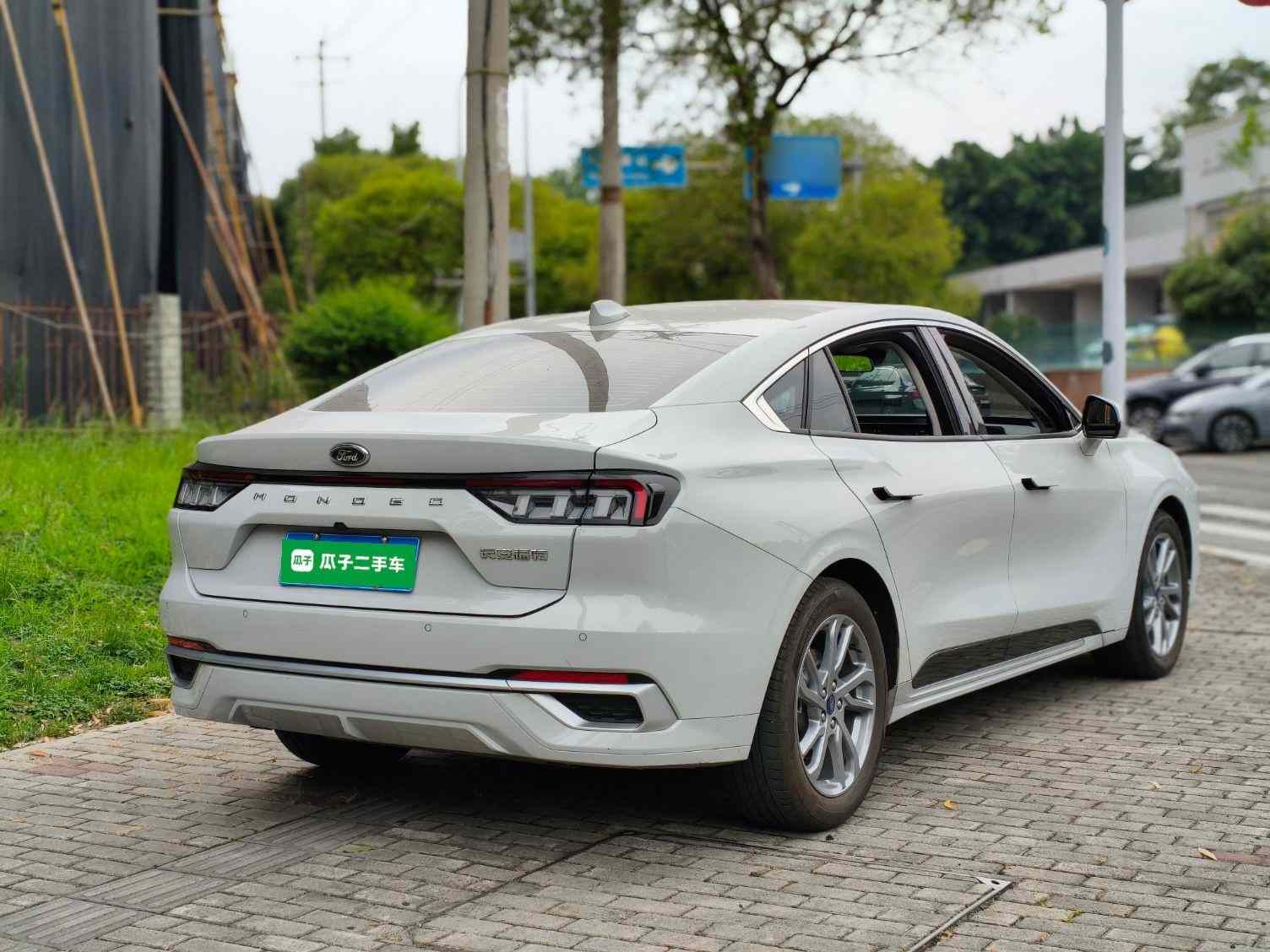福特 蒙迪欧 2023款 EcoBoost 180 豪华型(5)