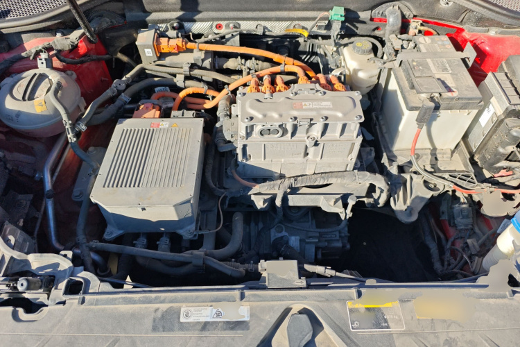 奥迪Q2L e-tron 2019款 Q2L e-tron 纯电智酷型机舱底盘24