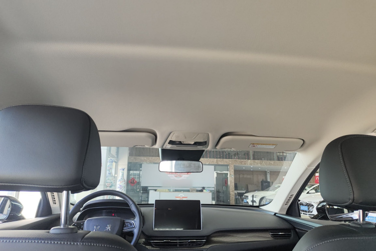 红旗E-QM5 2022款 431km 充电乐享版中控内饰22