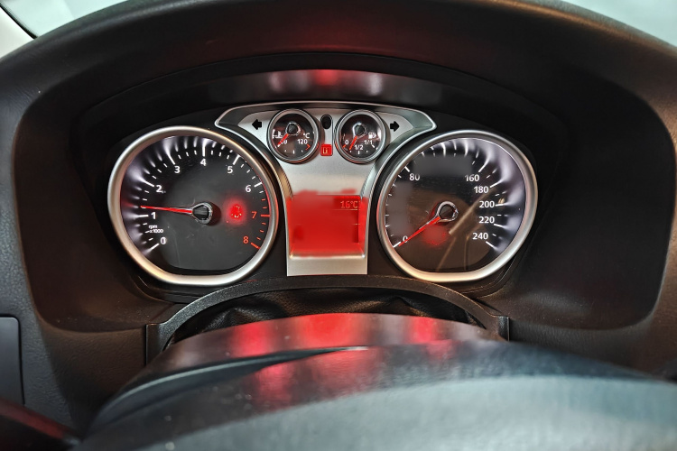 福特 福克斯 2013款 两厢经典 1.8L 自动基本型局部细节14