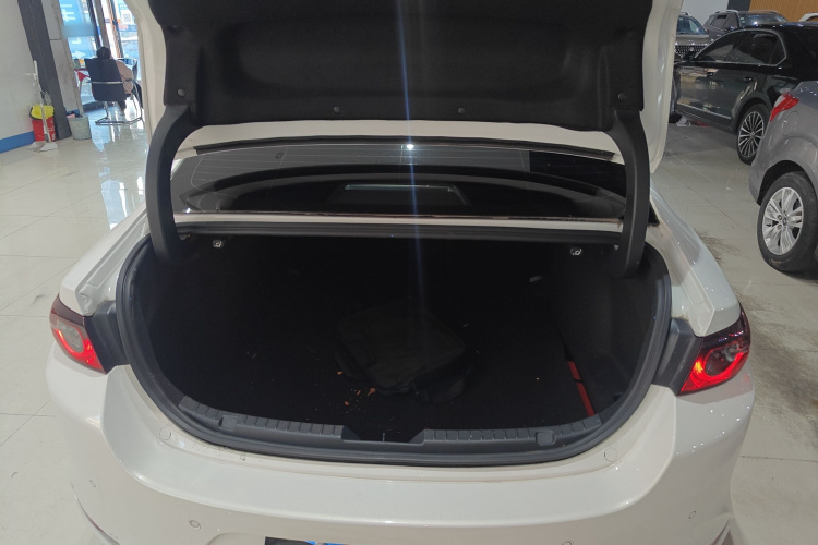 马自达3 昂克赛拉 2023款 2.0L 自动质炫版机舱底盘23