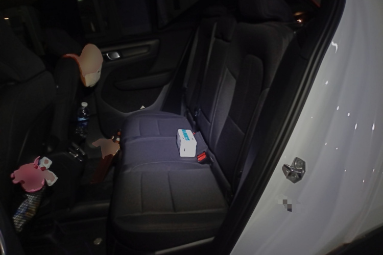 沃尔沃XC40 2021款 T4 四驱智行时尚版中控内饰21