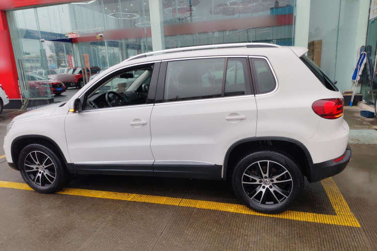 大众 途观 2015款 1.8TSI 自动两驱豪华型车身外观4