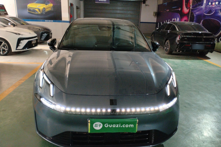 领克07 2024款 EM-P 126长续航 Ultra车身外观2